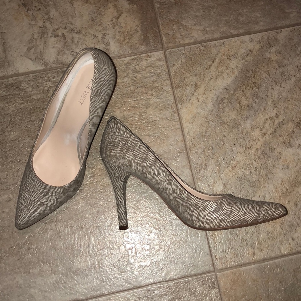 Nine West Springtime Pumps